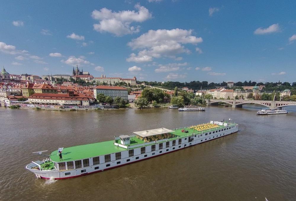 Отель Florentina Boat Прага Экстерьер фото