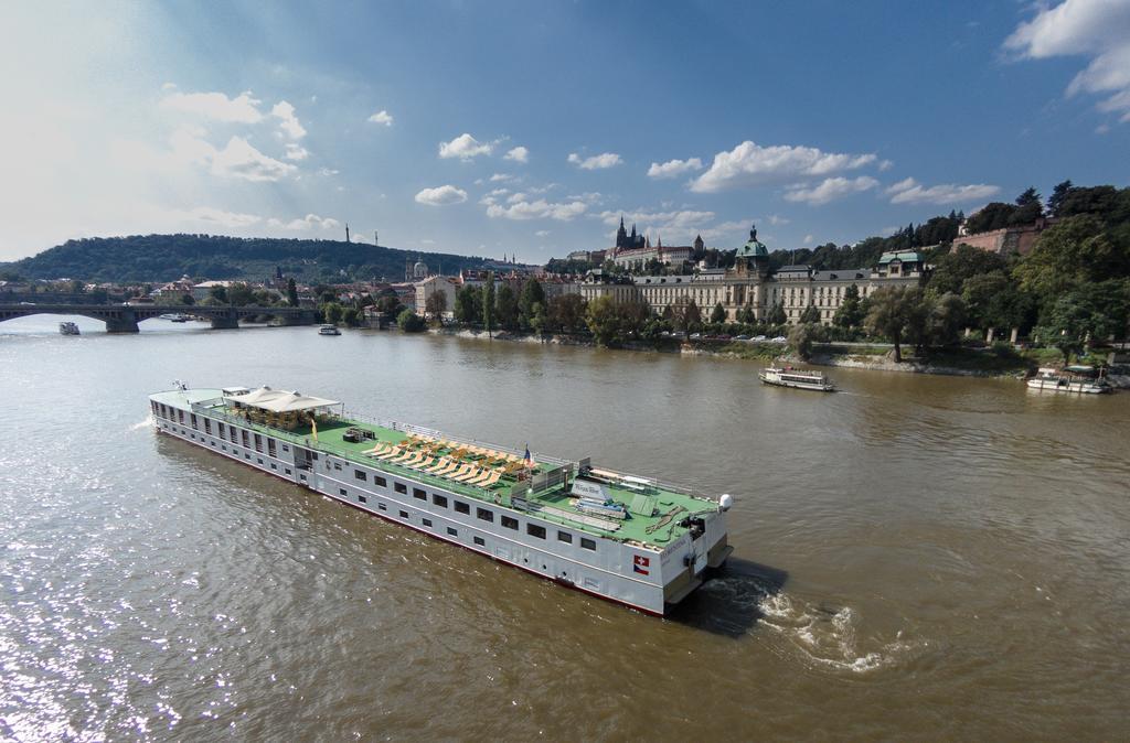 Отель Florentina Boat Прага Экстерьер фото